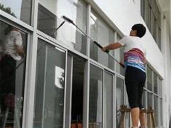 南京秦淮区专业地毯清洗与高空清洗服务 打造洁净空间的首选